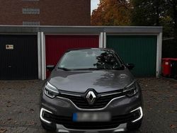 Grau Gebraucht 2018 Renault Captur SUV | 13.500 € (Fairer Preis)