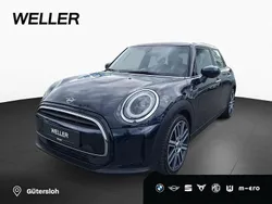 Enigmatic black (schwarz) Gebraucht 2022 Mini Cooper Kleinwagen | 23.750 € (Teuer)