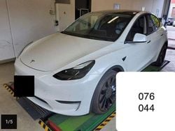 Weiß Gebraucht 2022 Tesla Model Y Performance SUV | 36.350 € (Guter Preis)
