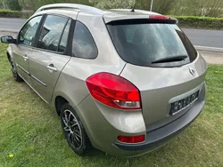 Silber Gebraucht 2009 Renault Clio II Exception Limousine | 3.749 € (Teuer)