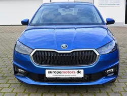 Raceblau metallic Gebraucht 2025 Skoda Fabia Limousine | 19.777 € (Guter Preis)