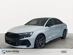 Grau Neu 2025 Audi RS3 Sport Kleinwagen | 92.770 €