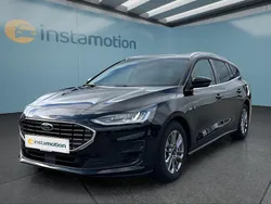 Schwarz Gebraucht 2024 Ford Focus Kombi | 23.499 € (Guter Preis)