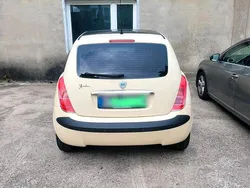 Weiß Gebraucht 2005 Lancia Ypsilon Kleinwagen | 2.500 € (Fairer Preis)