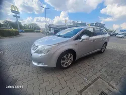 Silber Gebraucht 2010 Toyota Avensis Kombi | 5.000 € (Fairer Preis)