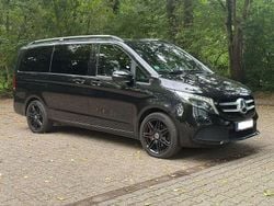 Schwarz Gebraucht 2019 Mercedes V300 Avantgarde Van / Kleinbus | 44.990 € (Etwas zu teuer)