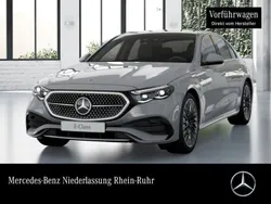 Grau Gebraucht 2025 Mercedes E300 Sport Limousine | 73.490 €