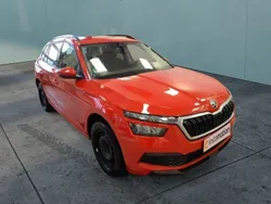 Rot Gebraucht 2020 Skoda Kamiq Active SUV | 15.290 € (Fairer Preis)