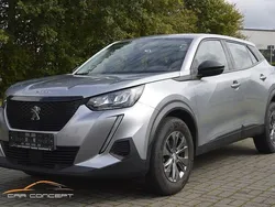 Grau Gebraucht 2022 Peugeot 2008 Allure SUV | 13.980 € (Superpreis)