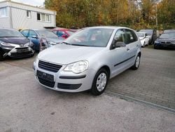 Silber Gebraucht 2009 VW Polo Trendline Limousine | 1.990 € (Guter Preis)