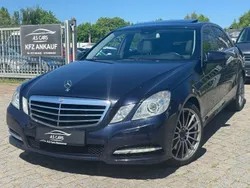 Blau Gebraucht 2010 Mercedes E350 Avantgarde Limousine | 7.990 € (Guter Preis)