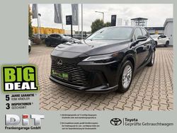 Graphitschwarz metallic Gebraucht 2023 Lexus RX350 E-FOUR Luxury Line SUV | 56.990 €