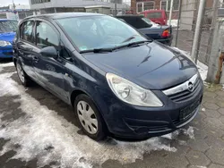 Grau Gebraucht 2009 Opel Corsa Limousine | 2.500 € (Etwas zu teuer)