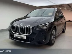Saphirschwarz Gebraucht 2024 BMW 223 Active Tourer M Sport Van / Kleinbus | 43.998 € (Etwas zu teuer)