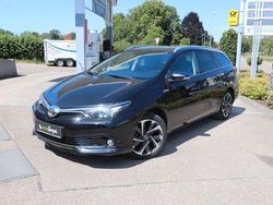 Schwarz Gebraucht 2016 Toyota Auris Touring Sports Design Kombi | 10.990 € (Fairer Preis)