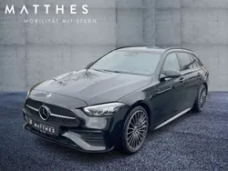 Ung schwarz unilack Gebraucht 2024 Mercedes C220 AMG Kombi | 43.749 € (Fairer Preis)