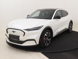 Star white star white Gebraucht 2024 Ford Mustang Mach-E Extended Range SUV | 43.063 € (Fairer Preis)