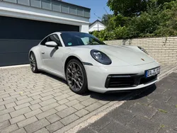Grau Gebraucht 2022 Porsche 911 Carrera Coupé | 115.000 € (Fairer Preis)