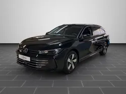 Grenadillschwarz metallic (metallic) Gebraucht 2025 VW Passat Business Kombi | 36.900 € (Superpreis)