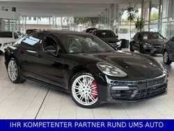 Tiefschwarz Gebraucht 2019 Porsche Panamera GTS Limousine | 54.991 €