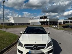 Weiß Gebraucht 2014 Mercedes CLA200 AMG line Plus Limousine | 14.790 € (Fairer Preis)