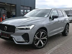 Grau Gebraucht 2025 Volvo XC60 Plus SUV | 50.490 € (Fairer Preis)