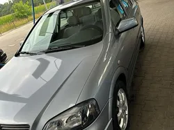 Grau Gebraucht 2003 Opel Astra Limousine | 3.200 € (Teuer)