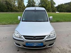 Silber Gebraucht 2006 Opel Combo Van / Kleinbus | 1.600 € (Fairer Preis)
