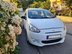 Weiß Gebraucht 2015 Mitsubishi Space Star Limousine | 4.700 € (Guter Preis)