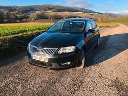 Schwarz Gebraucht 2017 Skoda Rapid Limousine | 9.200 €