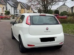 Weiß Gebraucht 2012 Fiat Punto Kleinwagen | 2.800 € (Fairer Preis)