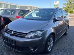 Braun Gebraucht 2010 VW Golf Plus Cross Team Van / Kleinbus | 5.250 € (Guter Preis)