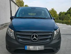 Blau Gebraucht 2016 Mercedes Vito Van / Kleinbus | 19.950 €