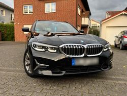 Schwarz Gebraucht 2020 BMW 318 Kombi | 17.900 €