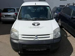 Weiß Gebraucht 2007 Citroën Berlingo Van / Kleinbus | 1.500 € (Guter Preis)