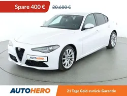 Weiß Gebraucht 2018 Alfa Romeo Giulia Super Limousine | 20.280 € (Fairer Preis)