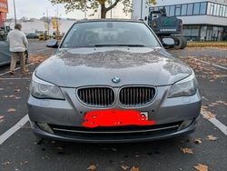 Grau Gebraucht 2021 BMW 525 Limousine | 4.100 €