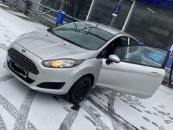 Silber Gebraucht 2013 Ford Fiesta Trend Kleinwagen | 2.890 € (Fairer Preis)
