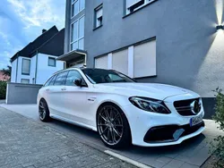 Weiß Gebraucht 2016 Mercedes C63 AMG AMG Kombi | 39.900 € (Guter Preis)