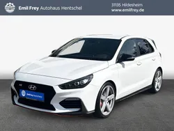Polar white uni Gebraucht 2018 Hyundai i30 N Performance Limousine | 21.430 € (Fairer Preis)