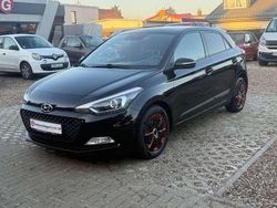 Phantom black. / mic Gebraucht 2016 Hyundai i20 Trend Kleinwagen | 8.490 € (Fairer Preis)