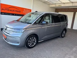 Silber Gebraucht 2022 VW Multivan Style Van / Kleinbus | 52.700 € (Teuer)