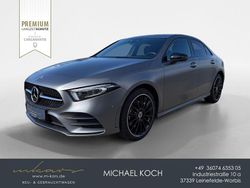 Grau Gebraucht 2022 Mercedes A250 AMG line Limousine | 33.490 € (Teuer)