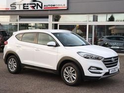 Weiß Gebraucht 2017 Hyundai Tucson Trend SUV | 12.490 € (Fairer Preis)