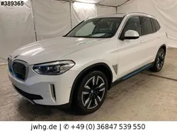 Weiß Gebraucht 2021 BMW iX3 Sport Line SUV | 31.950 € (Guter Preis)