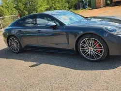 Grau Gebraucht 2021 Porsche Panamera GTS Limousine | 99.800 € (Etwas zu teuer)