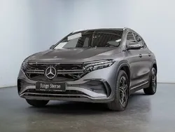 Grau Gebraucht 2022 Mercedes EQA250 AMG SUV | 33.925 € (Fairer Preis)