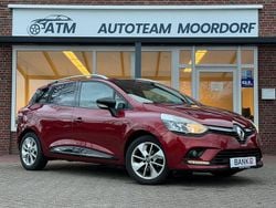 Rot Gebraucht 2018 Renault Clio GrandTour Intens Kombi | 12.490 €