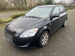 Schwarz Gebraucht 2008 Kia Ceed Basis Limousine | 3.990 € (Fairer Preis)