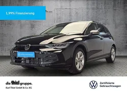 Schwarz Gebraucht 2024 VW Golf VIII Life Limousine | 25.480 € (Fairer Preis)